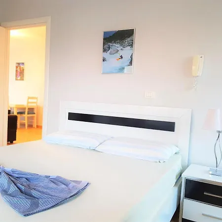 Currila 1 Apartment