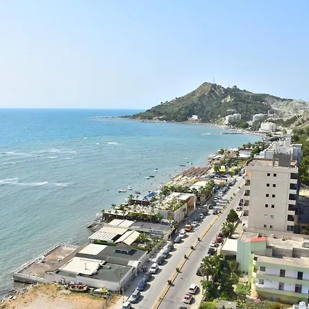 Apartment Currila 1 *