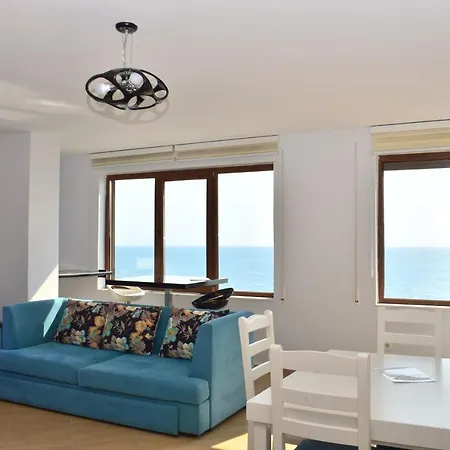 Currila 1 Apartment