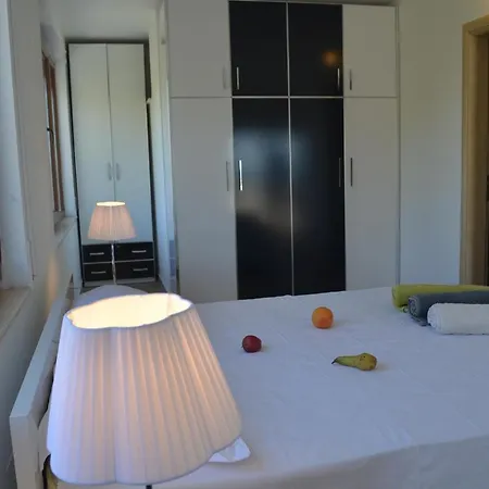 Currila 1 Apartment